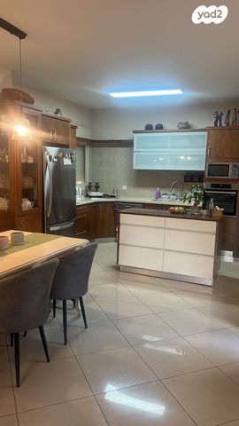 דירה, ז'בוטינסקי, עיר, מרכז העיר, נהריה