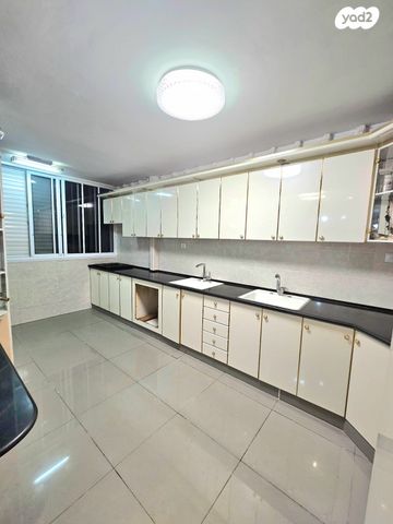 דירה, הנשיא, גבעת הזיתים, פסגת לוד, לוד