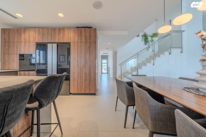 גג/ פנטהאוז, יחד  6, בצוותא, חריש