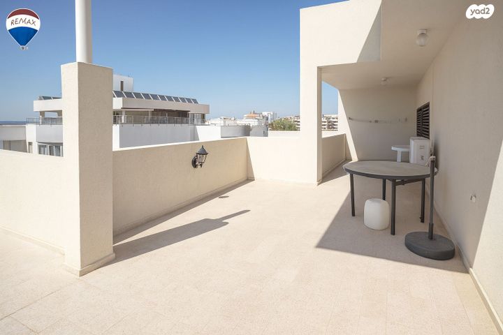 גג/ פנטהאוז, מלחמת ששת הימים, מרכז העיר, חדרה