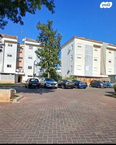 דירה, אור עקיבא