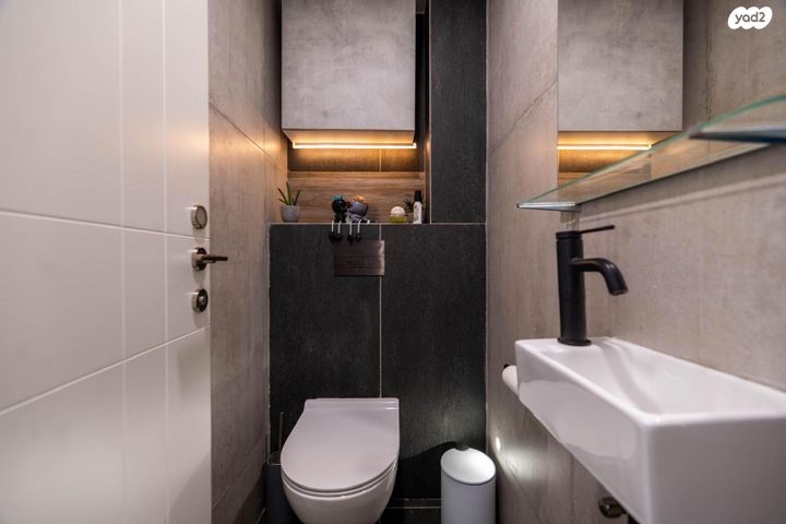 דירה, משה סנה 41, פתח תקווה