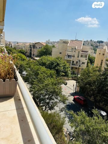 דירה, משה קול, בית הכרם, רמת בית הכרם, ירושלים