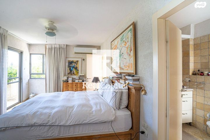 גג/ פנטהאוז, אלון, רמת השרון