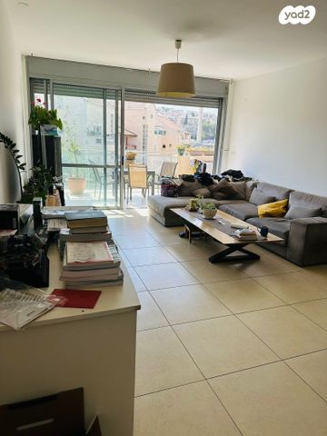 דירה, משה קול, בית הכרם, רמת בית הכרם, ירושלים