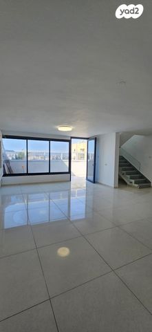 דופלקס, אשקלון