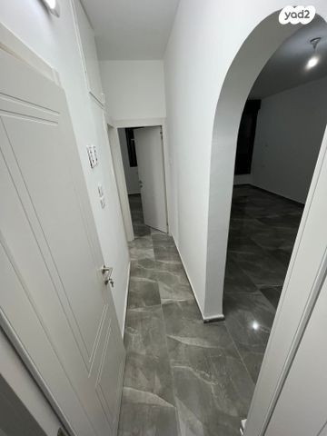 דירה, חומה ומגדל 5, קרית חיים מזרחית, חיפה