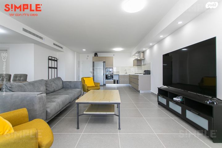 דירה, העגור, החותרים, טירת כרמל