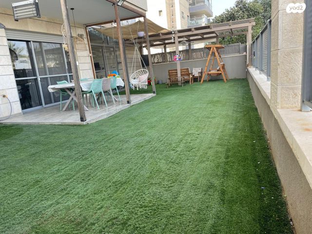 דירת גן, נתיבות