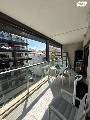 דירה, רמז, מערב ותיק, ראשון לציון