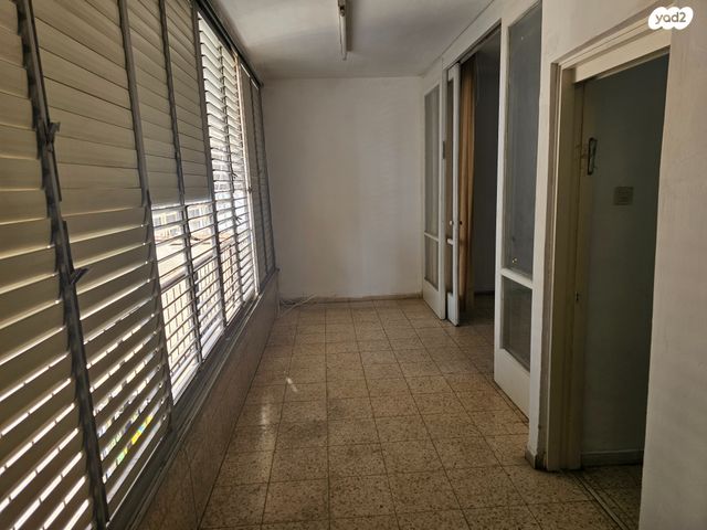 דירה, מנחם, הר שלום, בני ברק