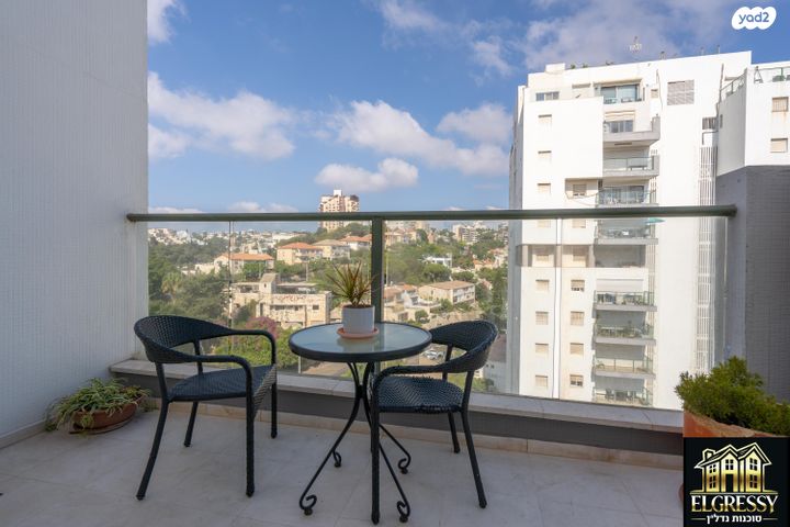 גג/ פנטהאוז, חנה סנש 22, רמת הדר, חיפה