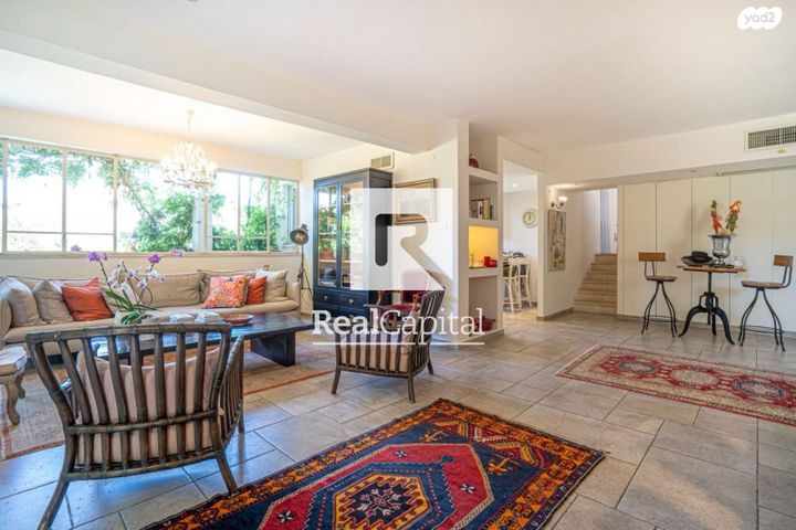 גג/ פנטהאוז, אלון, רמת השרון