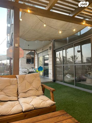 דירת גן, נתיבות