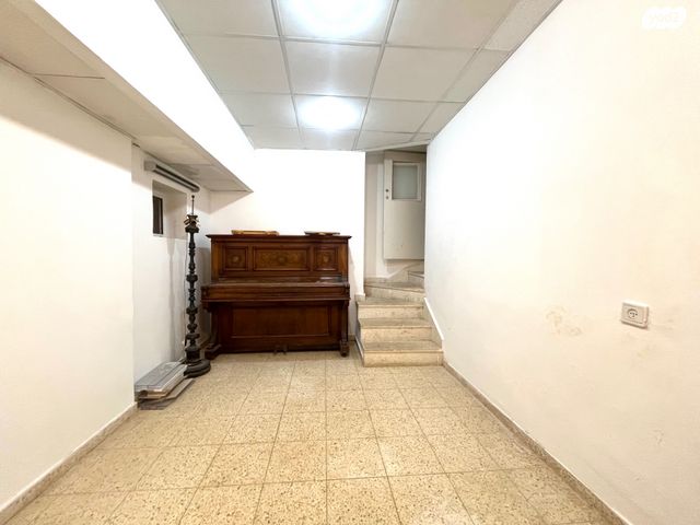 דירת גן, הרב יוסף חיים שרים, רמת שרת, ירושלים