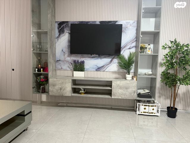 דירה, שדרות בן גוריון, מרכז העיר, סביניה, הוותיקה, קרית ביאליק