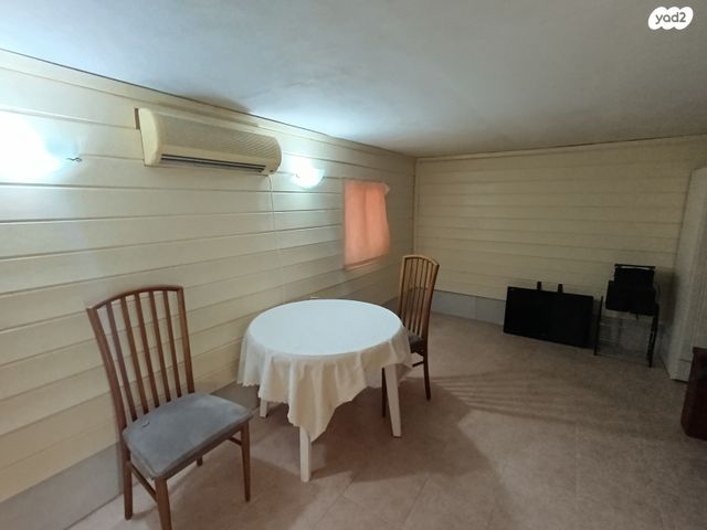 דירת גן, צוריאל