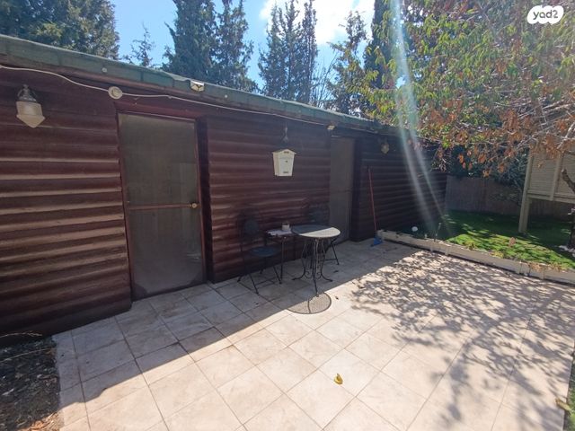 דירת גן, צוריאל