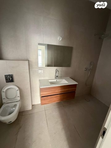 דירת גן, תל אביב יפו