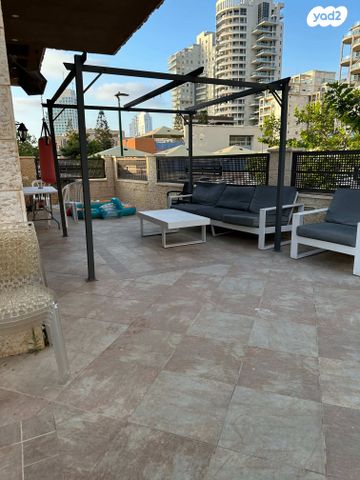 בית פרטי/ קוטג', הרינה 26, נתניה