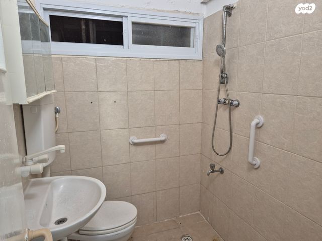 דירה, גבעת המורה, עפולה