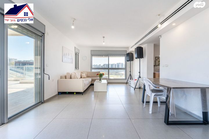 דירה, שוהם 62, אבני חן, חריש