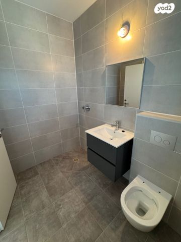 דירה, תוצרת הארץ 2, נחלת יצחק, תל אביב יפו