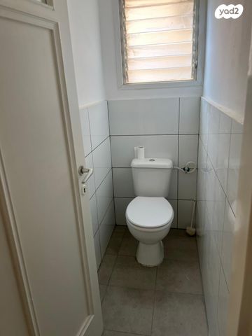 דירה, ארלוזורוב, כפר סבא