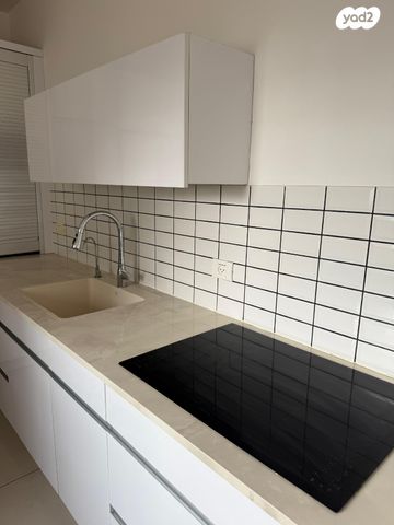 דירה, יוחנן הסנדלר, דרום חדש, פארק הים, בת ים