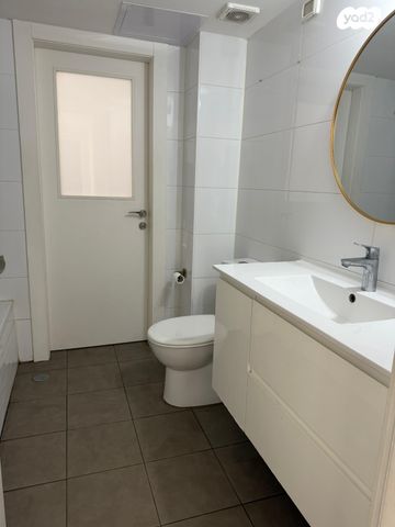 דירה, יוחנן הסנדלר, דרום חדש, פארק הים, בת ים