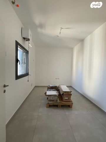 דירה, אמנון ליפקין שחק 10, נוף הטיילת, נתניה