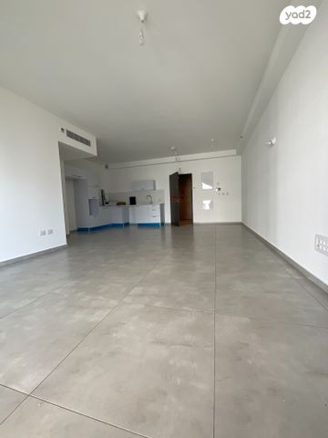 דירה, אמנון ליפקין שחק 10, נוף הטיילת, נתניה