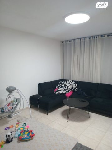 דירה, שער ציון, קרית שרת מערב, חולון