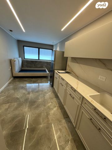 דירה, רבי מאיר, שיכוני המזרח, ראשון לציון