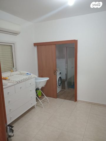 דירה, שער ציון, קרית שרת מערב, חולון