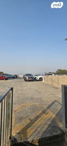 משרדים, דרך השלום 17, נשר