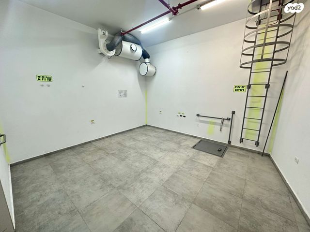 משרדים, מודיעין מכבים רעות