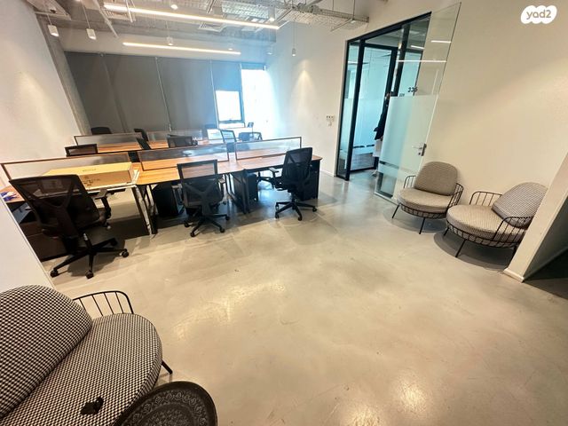 משרדים, מודיעין מכבים רעות