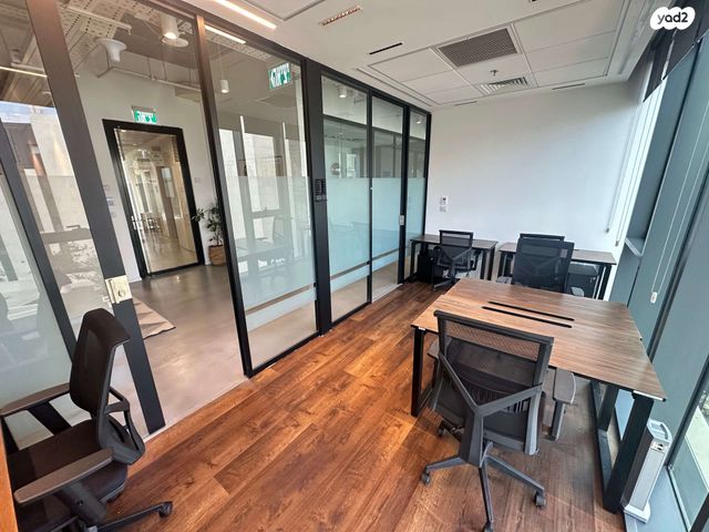 משרדים, מודיעין מכבים רעות