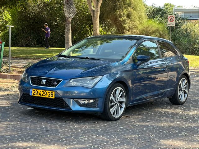 מודעת רכב סיאט לאון