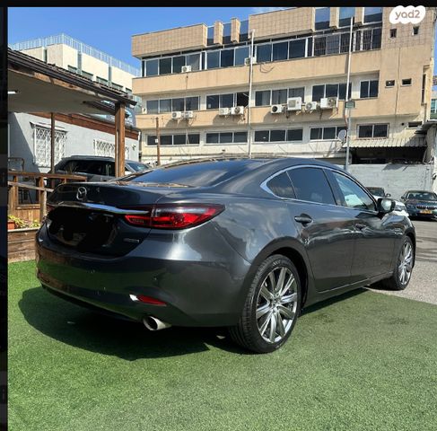 מודעת רכב מאזדה 6