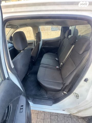 איסוזו די-מקס