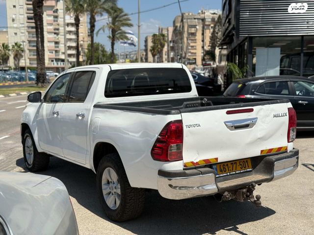 טויוטה היילקס