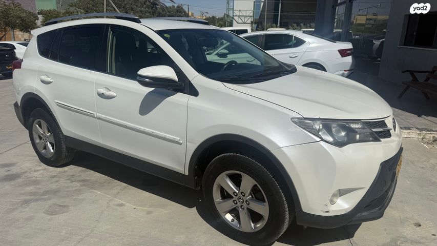 מודעת רכב טויוטה RAV4