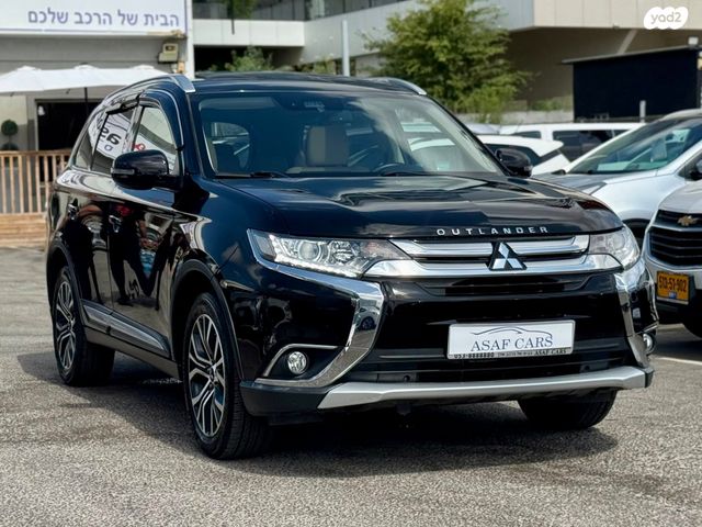 מיצובישי אאוטלנדר