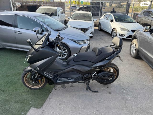 ימאהה T-Max 530