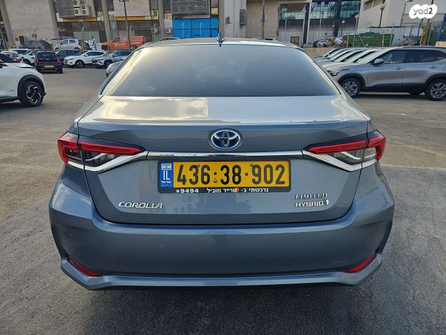 טויוטה קורולה