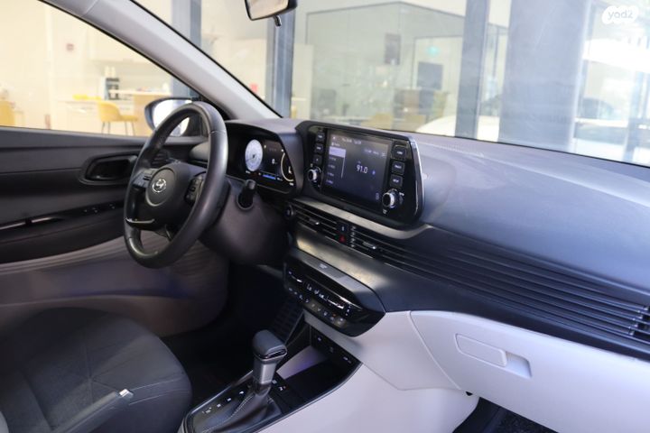 יונדאי באיון