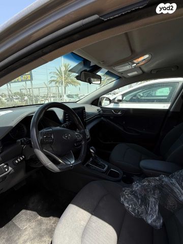 יונדאי איוניק