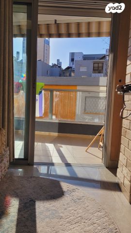 דירה, סוקולוב 22, רוטשילד עצמאות, בת ים